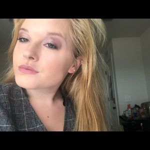 Meet your Posher, Sierra